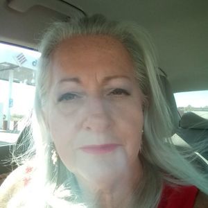 Meet your Posher, Lydia